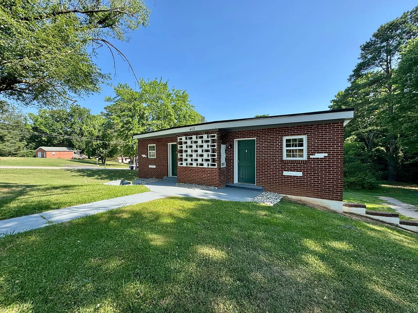 412 W. Atlantic Street — Photo 1