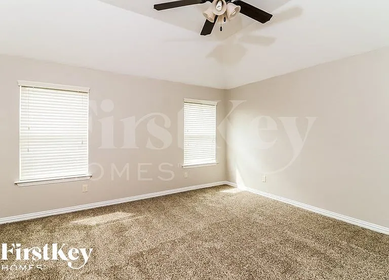 6901 Canyon Rim Dr — Photo 8