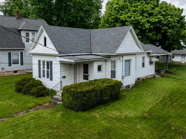 202 Louise Ave, Bellevue, OH 44811