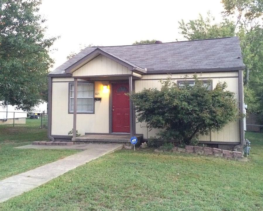 2nd image of 805 Wildwood Ave
