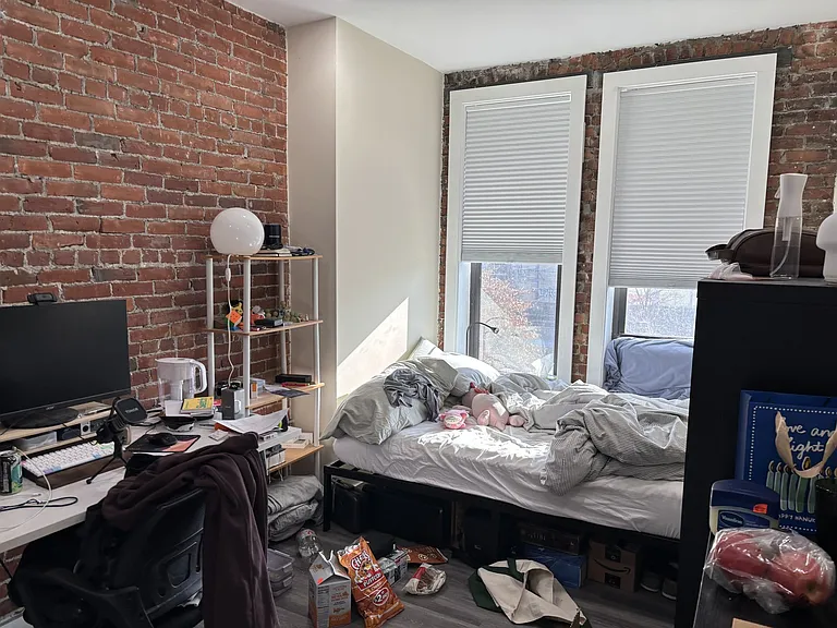 17 Cortes St #2 — Photo 3