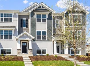 2267 Glacier St, Mundelein, IL 60060