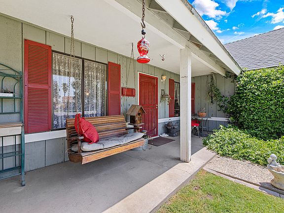 4th image of 26478 Mulanax Drive