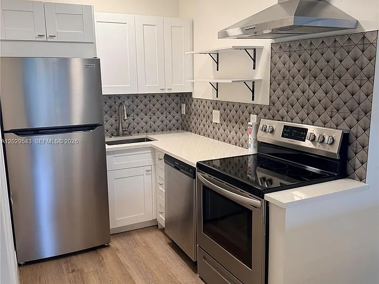 260 S Cypress Rd #108 — Photo 5