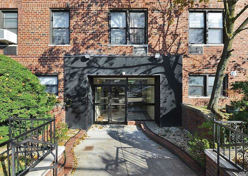 1st image of 1040 Neilson St APT 4G