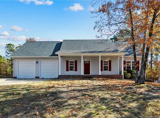 127 Canterbury Rd, Sanford, NC 27332