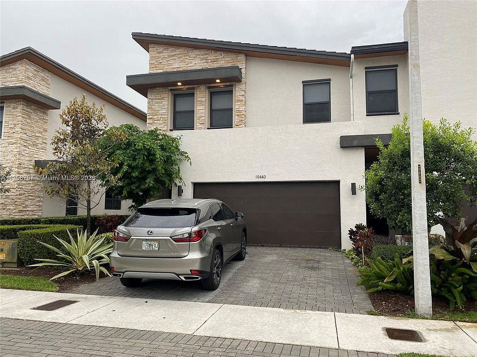 1st image of 10440 NW 78th Ter Unit 10440
