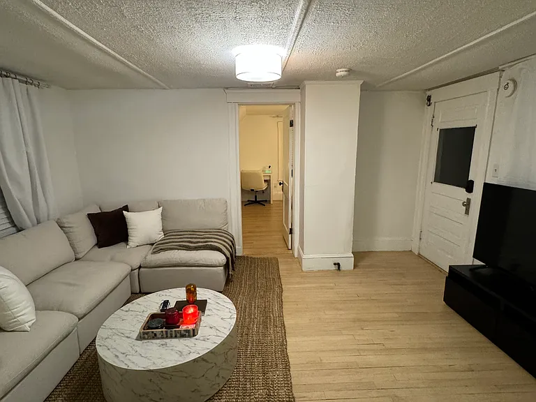 24 Thurman St #3 — Photo 8