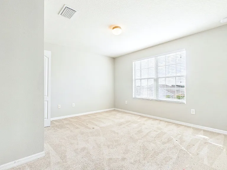 14517 Dunrobin Dr — Photo 15