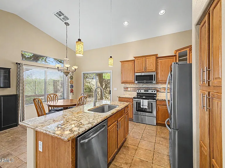 40602 N Apollo Way — Photo 16