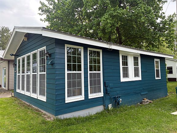 3rd image of 12001 Teifer Ave