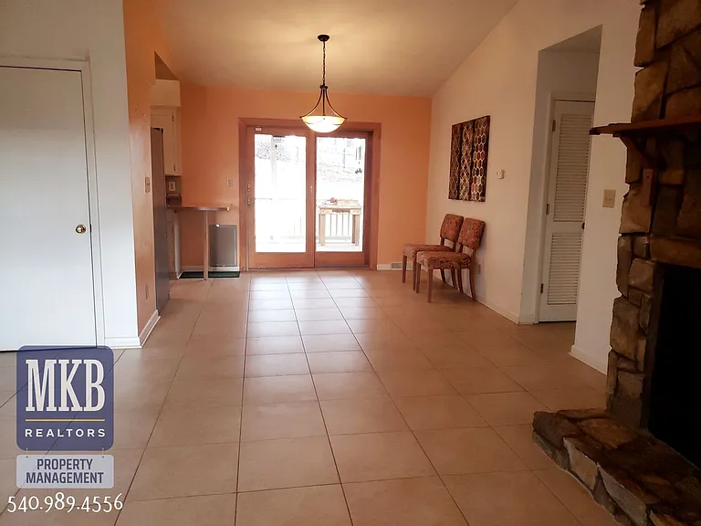 3123 Glenmont Dr — Photo 6