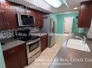8624 Blackberry St, Anchorage, AK 99502
