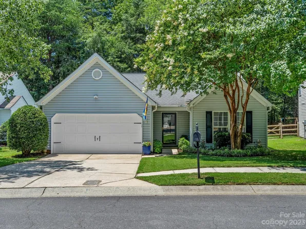 14510 Arbor Ridge Dr, Charlotte, NC 28273