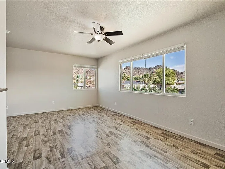 1346 E Mountain View Rd #208 — Photo 15