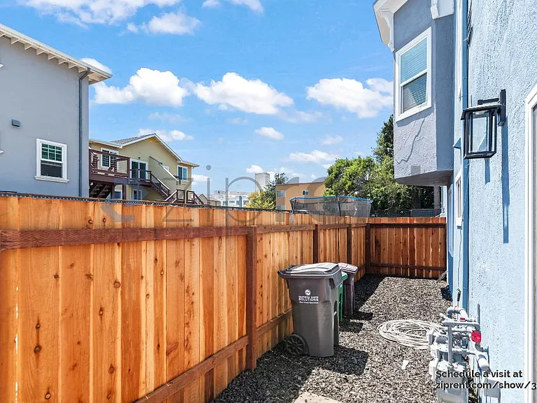 1421 Adeline St — Photo 22