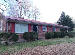 129 Townsend Dr, Bassett, VA 24055