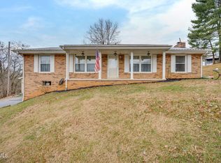 1674 Gale Ln, Kingsport, TN 37660