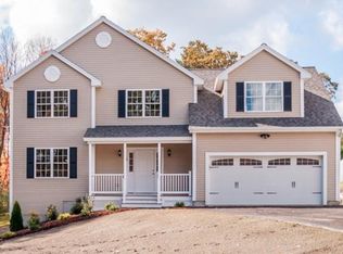13 Green Meadow Dr, Wilmington, MA 01887