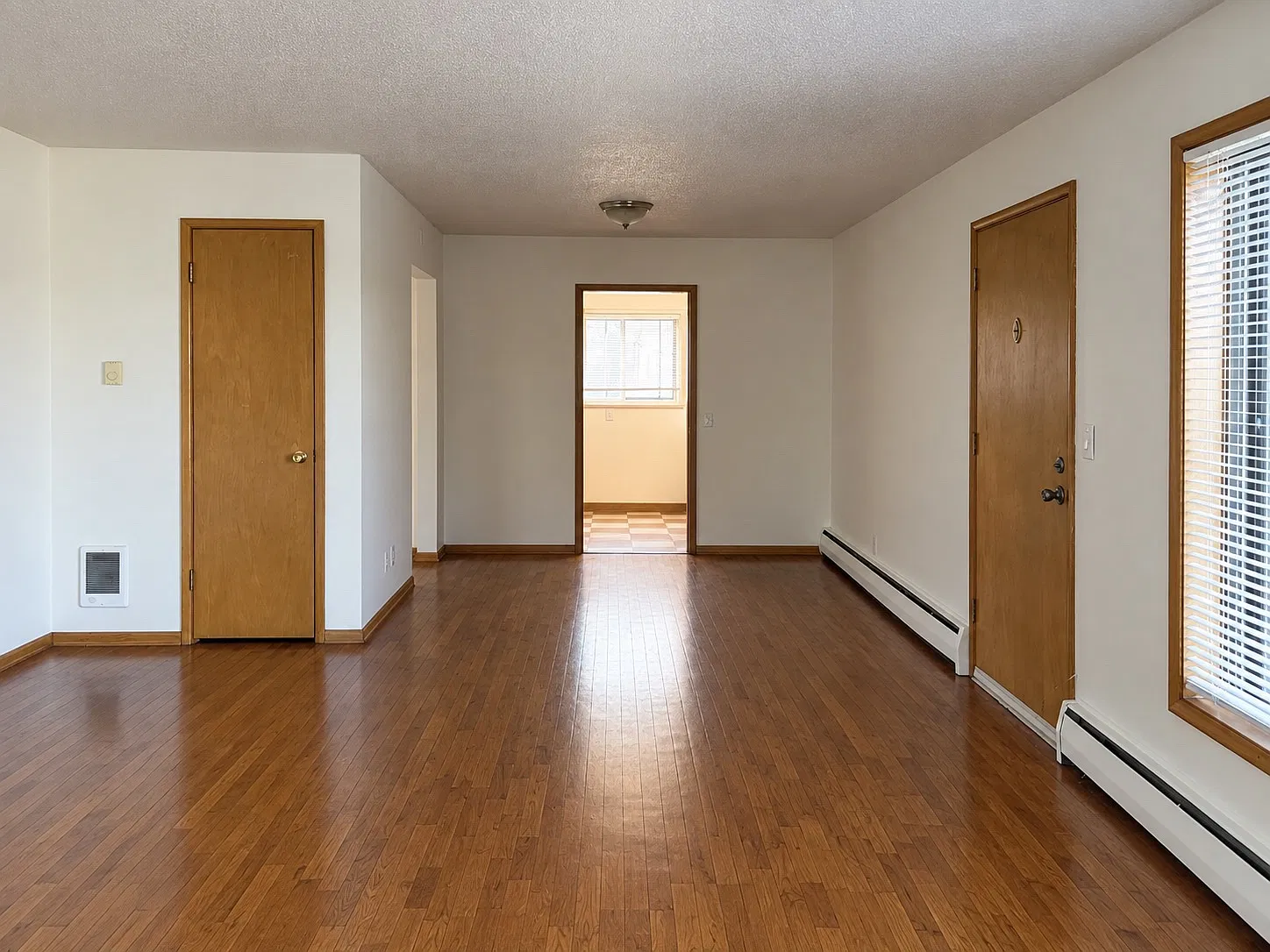 2 bed, 750 sqft, $1,795 — Photo 2