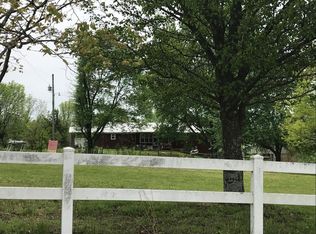 199 Goldenrod Rd, Ozark, MO 65721