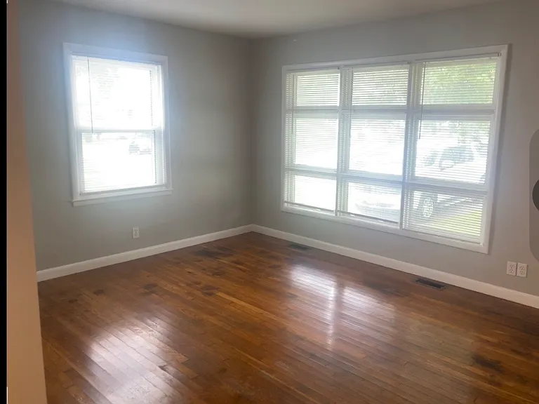 818 Carneal Rd — Photo 9