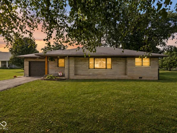 2209 S Miller Ave, Shelbyville, IN 46176