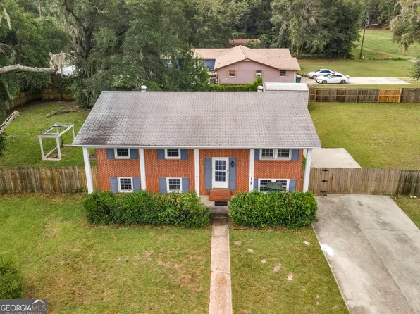 135 Clay St, Hinesville, GA 31313