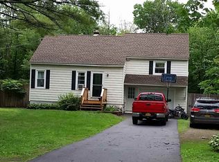 715 Church Rd, Glenville, NY 12302
