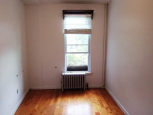 Rented by Friedman Roth Realty | media 17