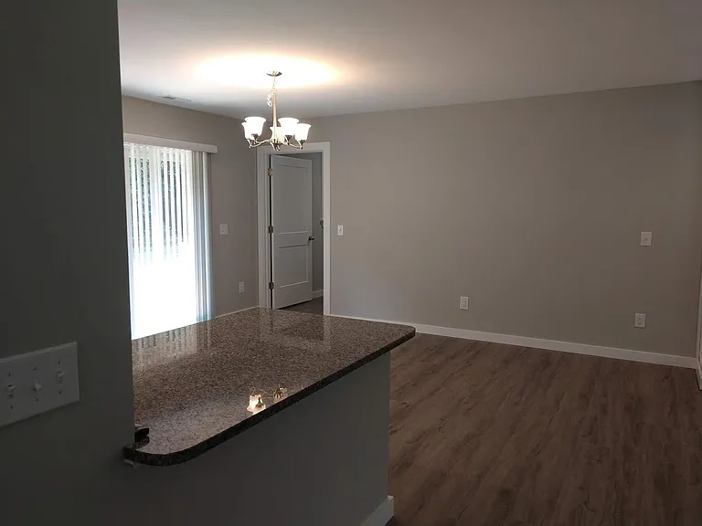 2729 Brookwood Dr — Photo 7