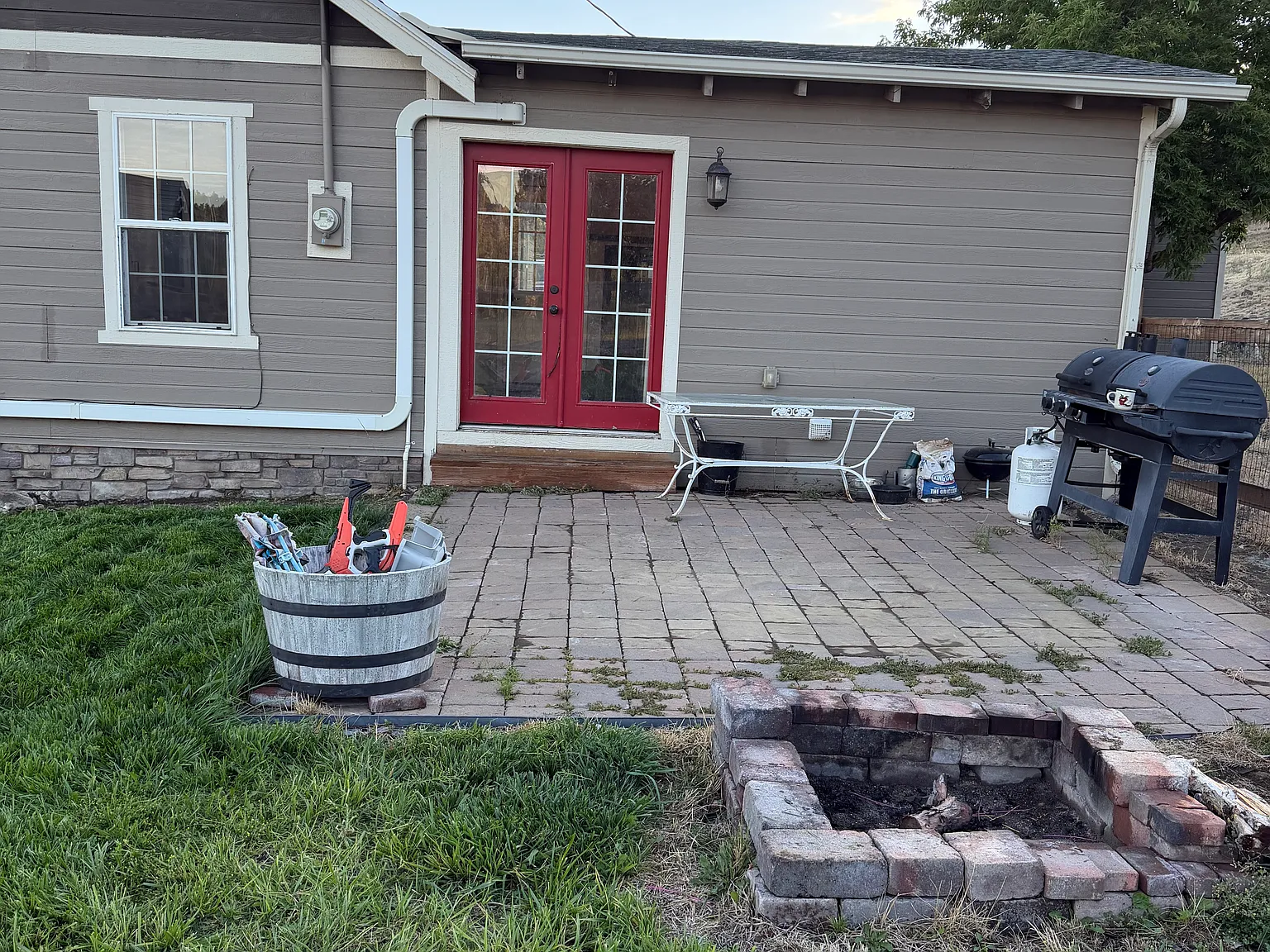 3 bed, 1300 sqft, $1,800 — Photo 4