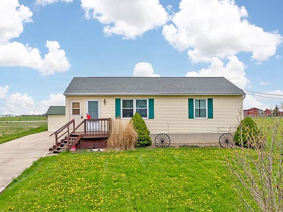 3rd image of 6013 Cinnamon Dr N
