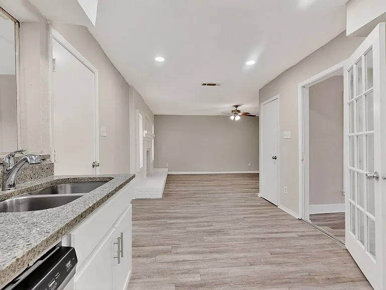 140 Trout St — Photo 20