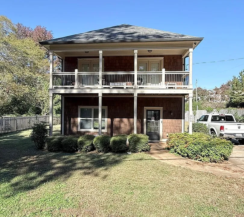 305 Conrad Dr