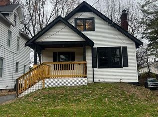 68 Woodsdale Ave, Cincinnati, OH 45216