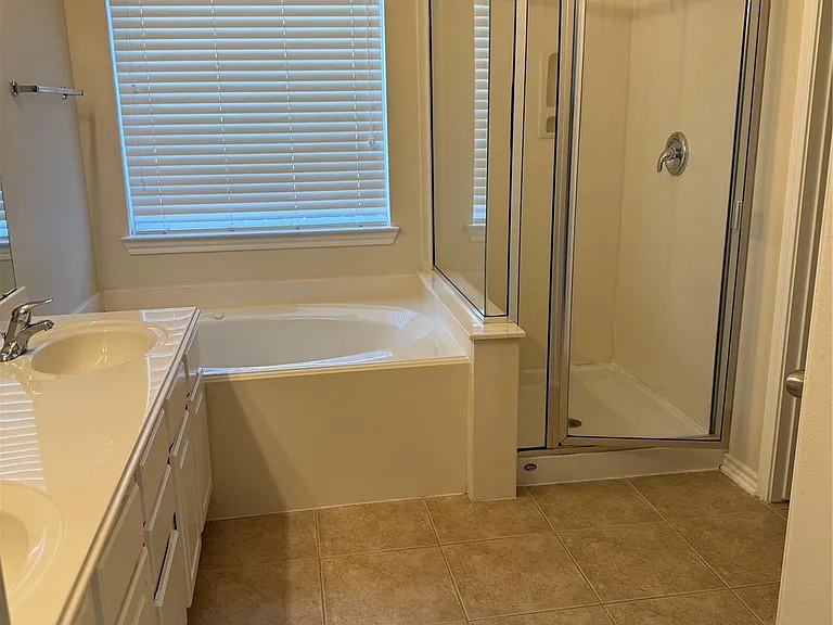 5118 Birch Manor Ln — Photo 19