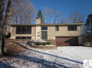 1924 Hartley Rd, Duluth, MN 55803