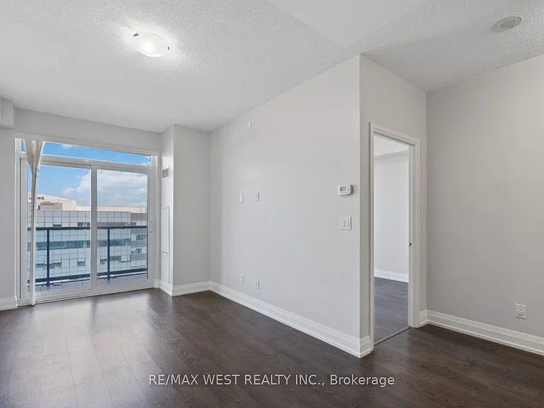 3600 Highway 7 Rd #1504 — Photo 13