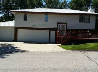 714 17th Ave, Gilbertville, IA 50634
