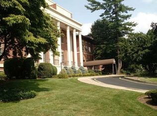 27 W Clinton Ave APT 2L, Tenafly, NJ 07670