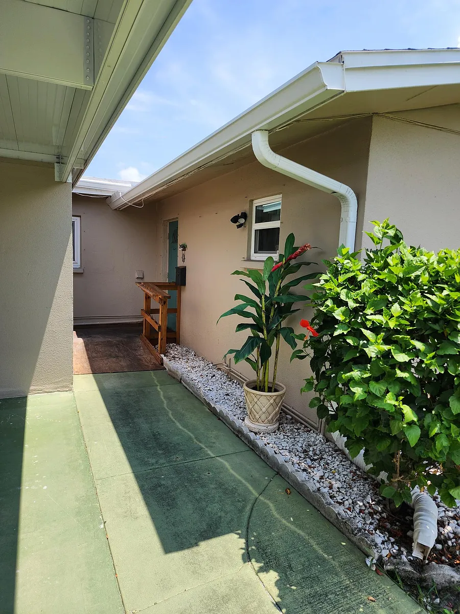 Building Photo - 43 Strathmore Blvd #43
