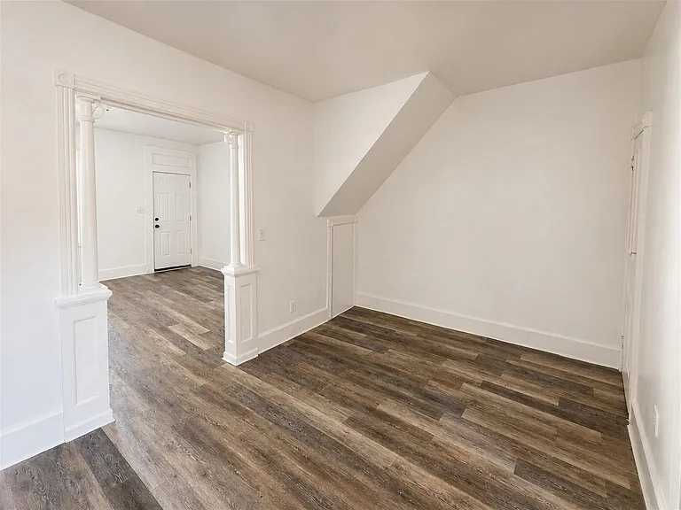 2238 N Pine St — Photo 5
