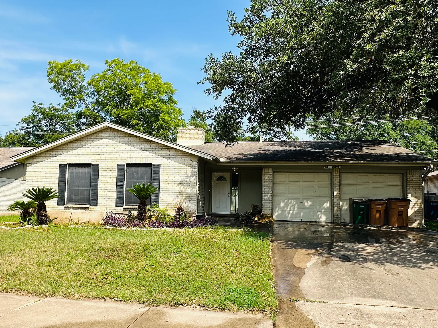 7311 W Gate Blvd — Photo 1