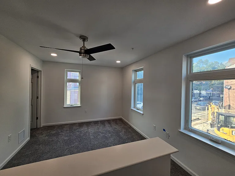 Clinton Lofts — Photo 17