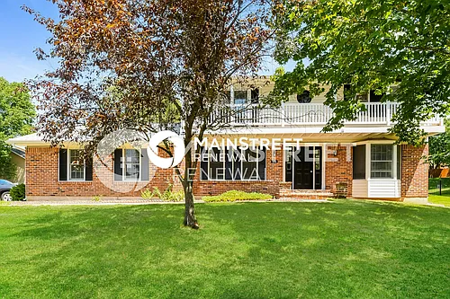 470 Chelsea Dr Photo 1