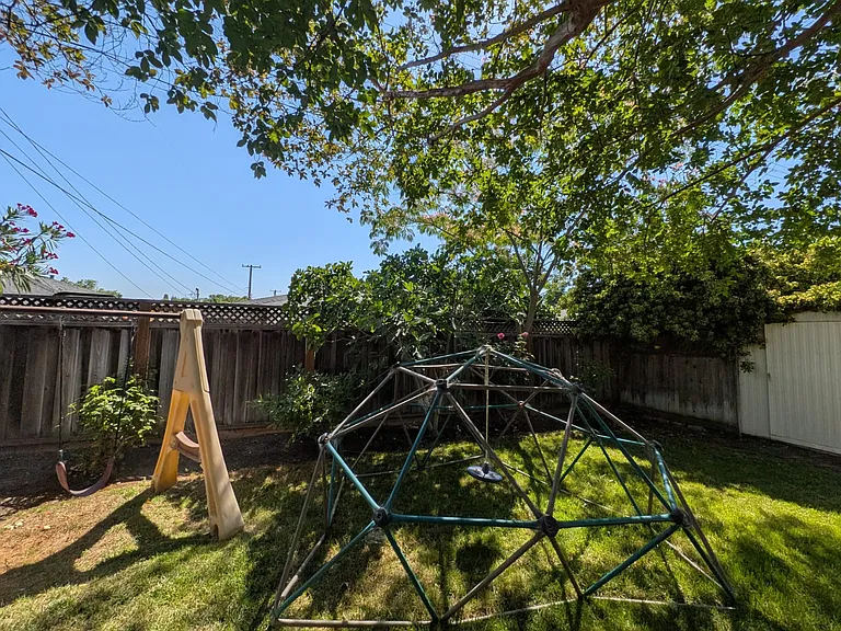 639 Azevedo Ct — Photo 53