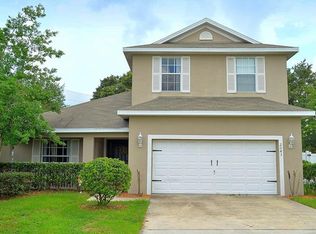 2043 Briarcliff Cir, Mount Dora, FL 32757