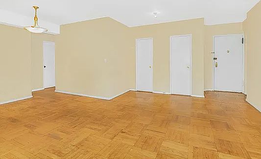 1st image of 3850 Hudson Manor Ter APT 2BW