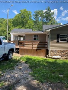 42 Pine Cone Dr, Elkview, WV, 25071